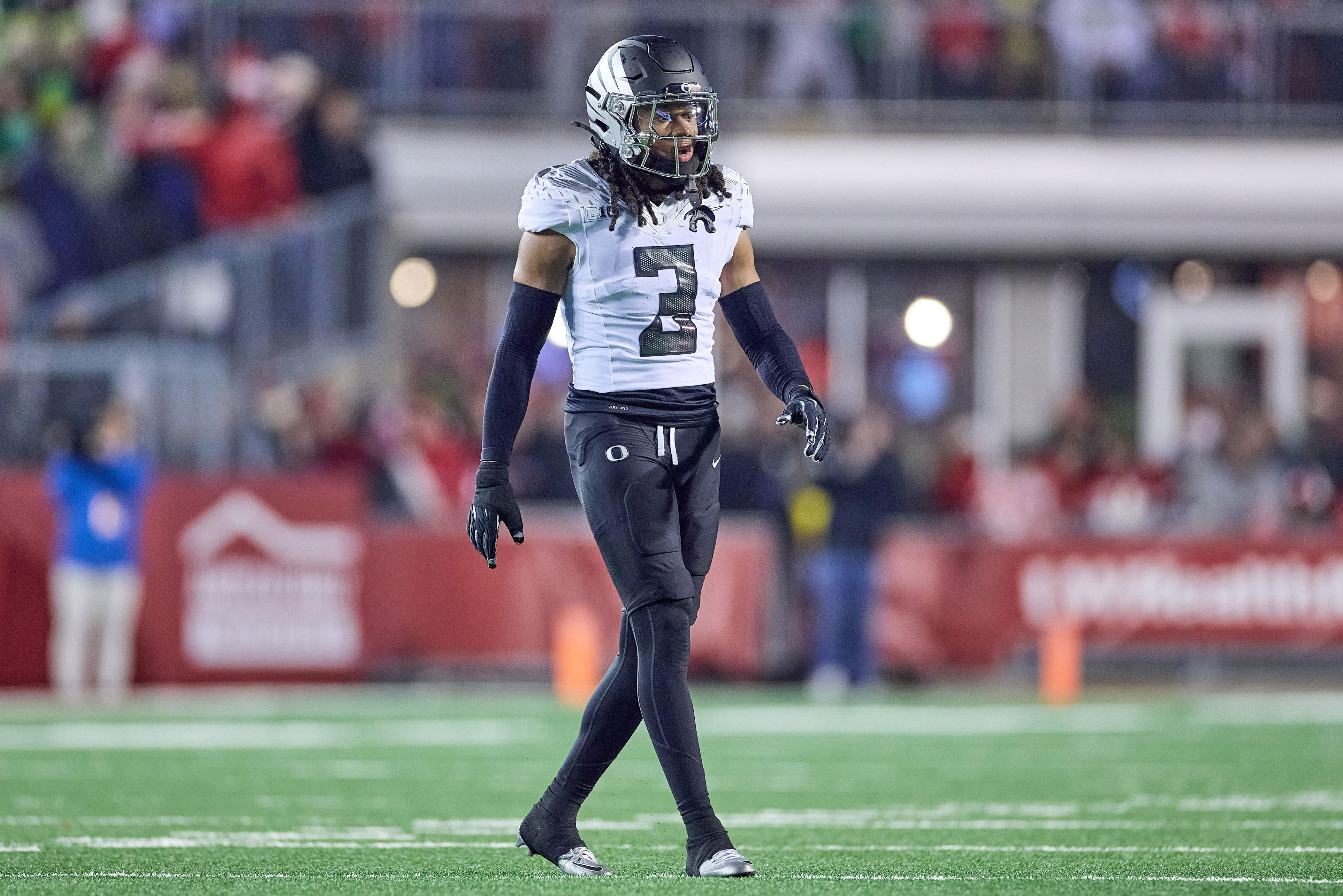 Seahawks sign former Eagles cornerback, waive veteran tight end