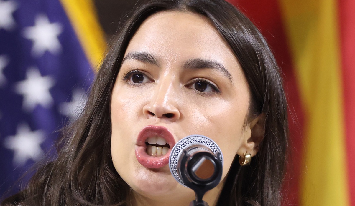 AOC accuses Republicans of hiding SAVE Act measure in insider trading bill, "trying to pull a trick"