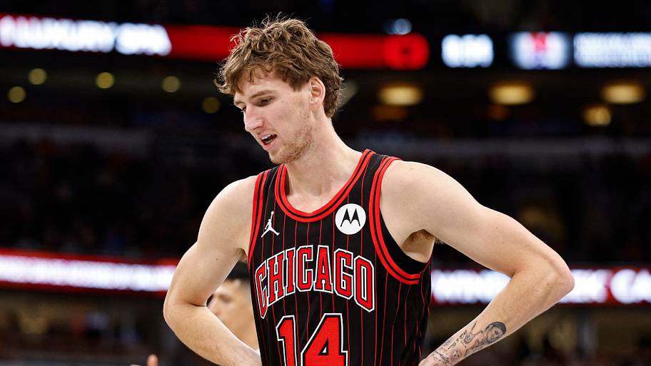 Caleb Wilson's looming Bulls breakout makes Matas Buzelis' next step obvious