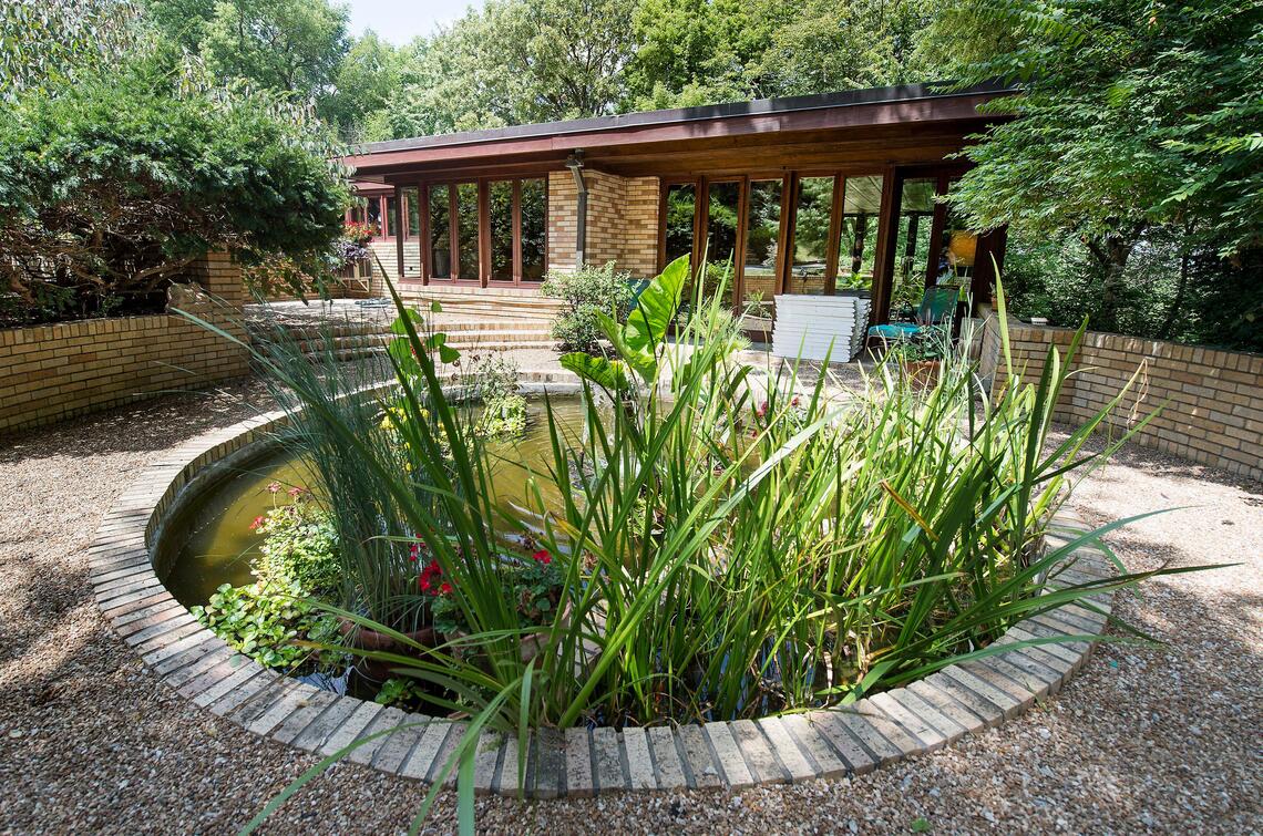 Frank Lloyd Wright house in Kansas City undergoes major renovation. See the details