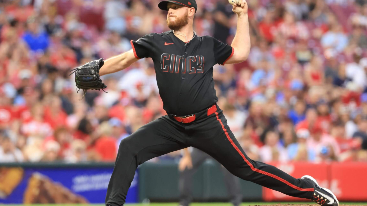 MLB: Reds pitcher breaks his silence, sends message after blowing up at umpire