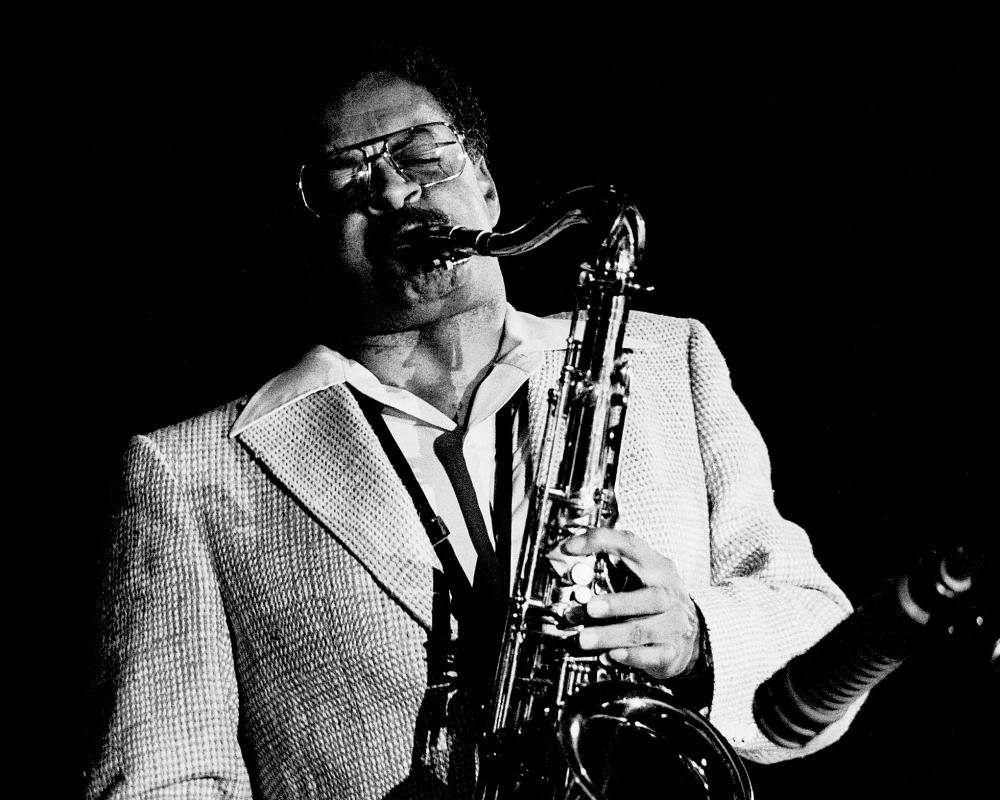 Saxophonist Plas Johnson, known for solo on The Pink Panther theme, dies aged 94