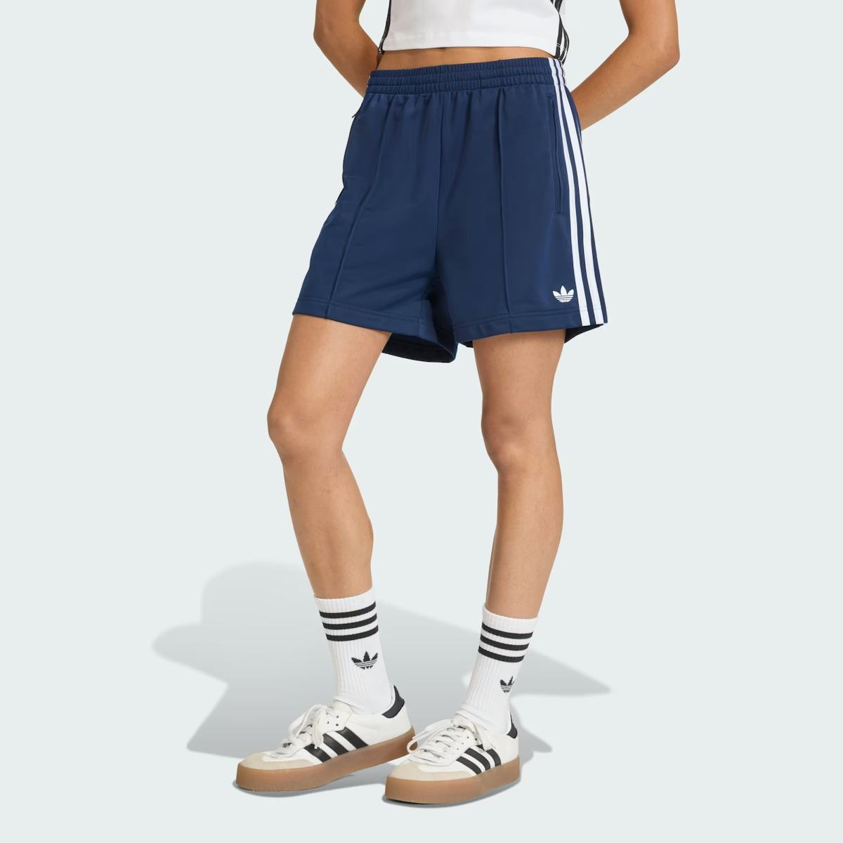 How To Style Track Shorts Like A Fashion Girl