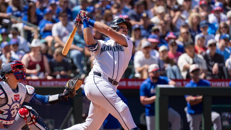 Cal Raleigh turns Reds’ disrespect into a huge statement for the Mariners
