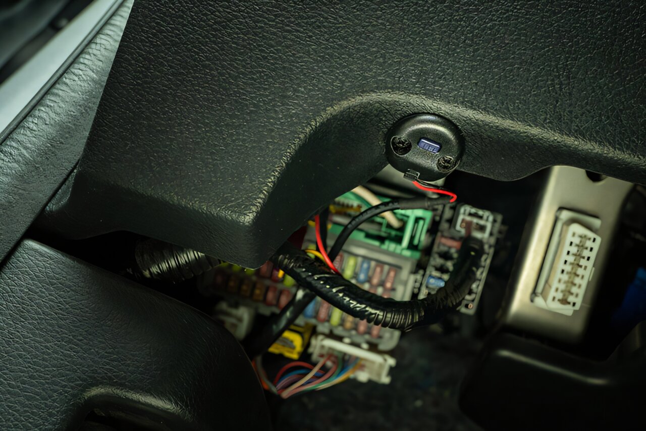 Two million cars with anti-theft systems installed by dealers are at higher risk of theft