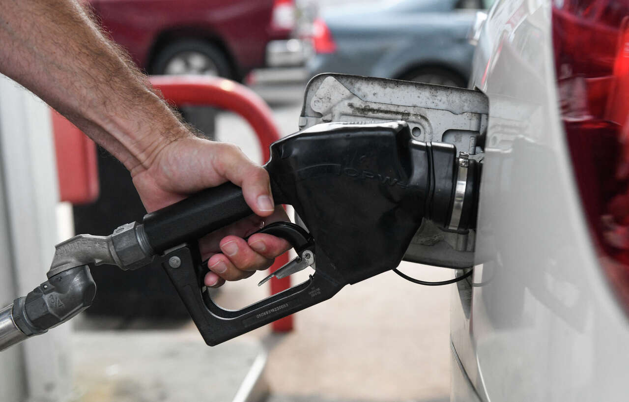 Why Texas gas prices are rising again as Austin drivers pay more at the pump