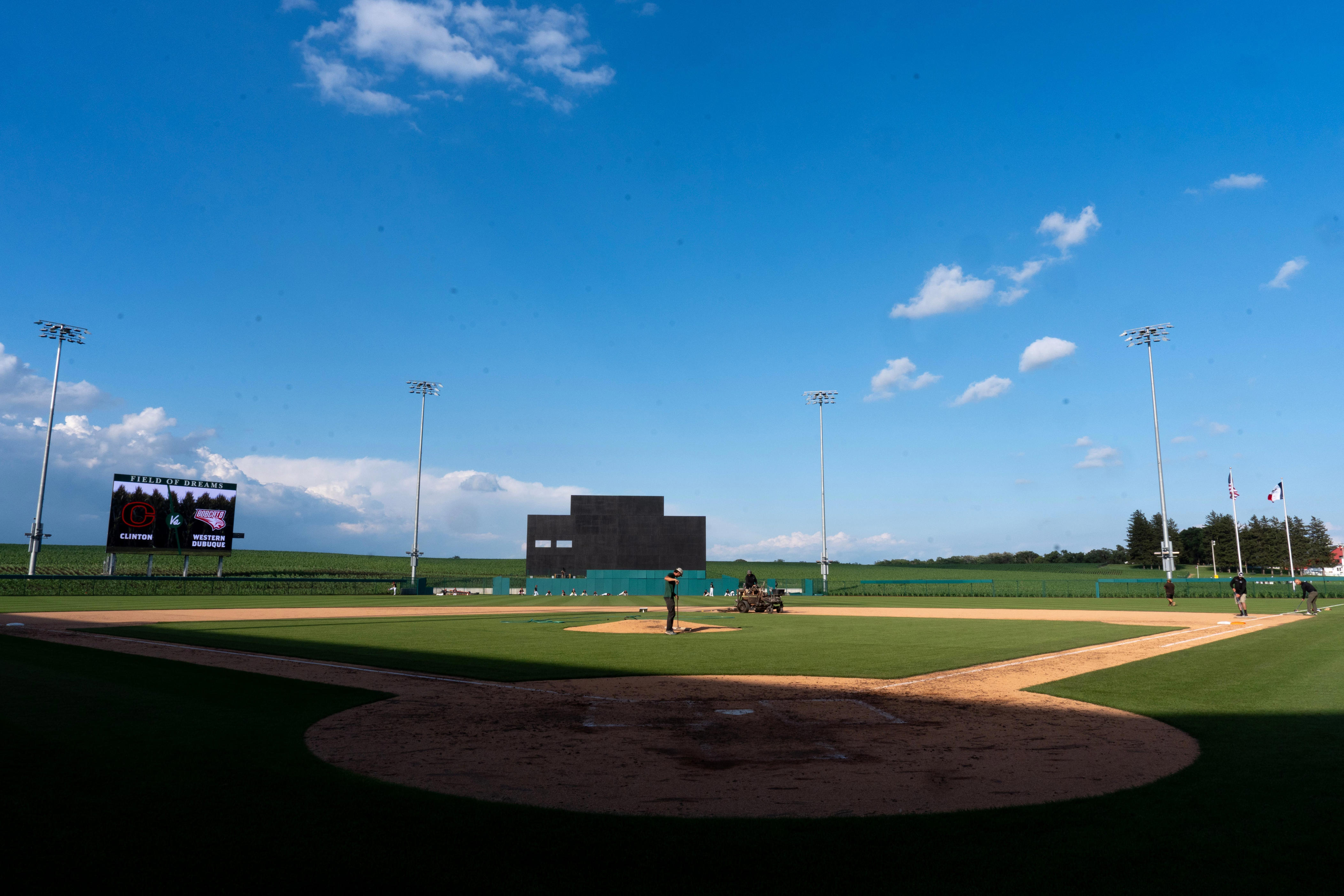 Iowa baseball to face Kansas at Field of Dreams