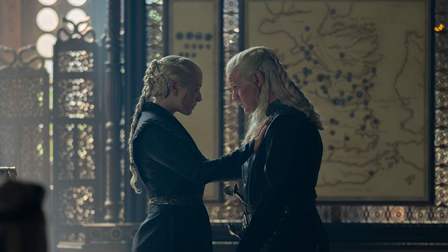 Emma D'Arcy (Rhaenyra Targaryen) and Matt Smith (Daemon Targaryen) in House of the Dragon season 3 episode 6.