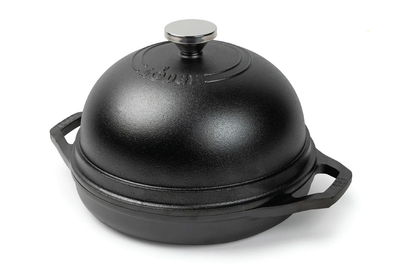 Lodge Chef Collection Seasoned Cast Iron Bread Oven