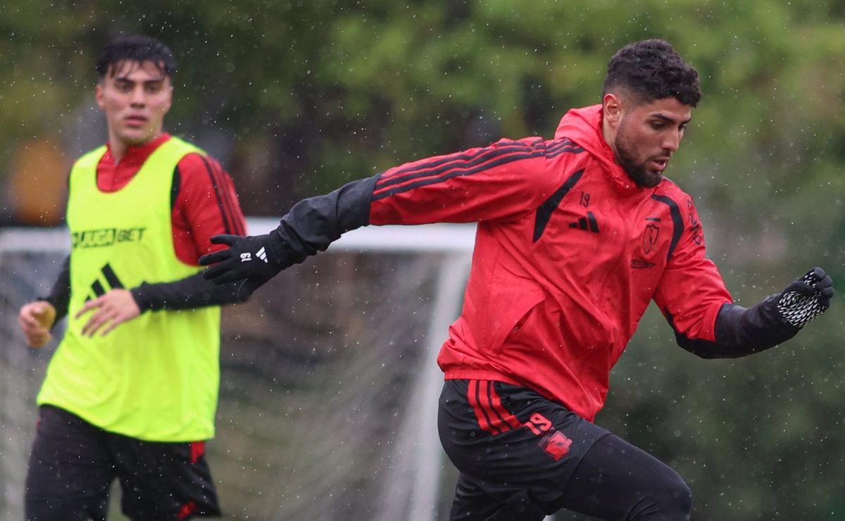 Colo Colo traslada su entrenamiento fuera del Estadio Monumental