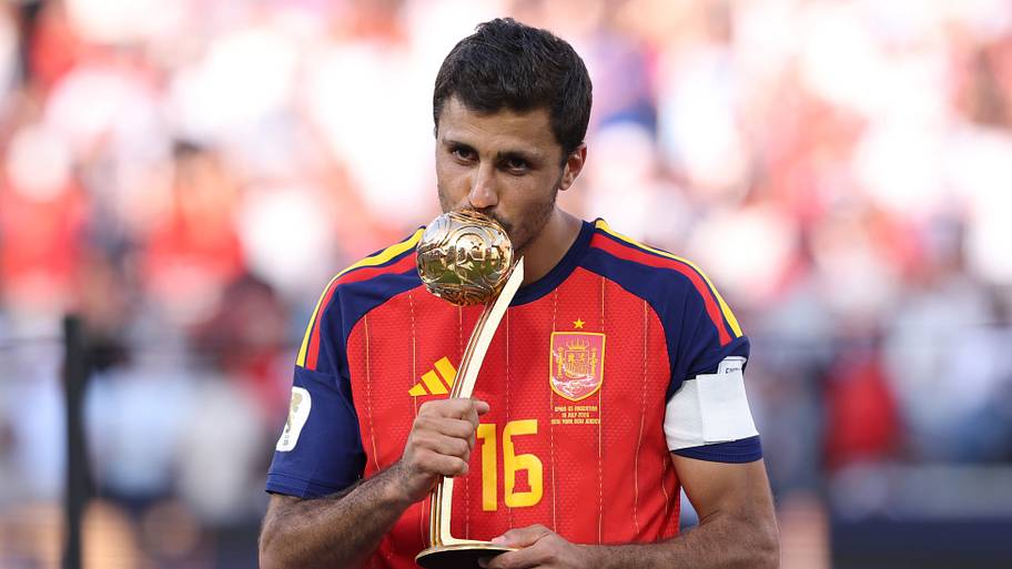 Rodri to Real Madrid? The latest Man City transfer rumors