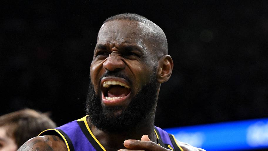 Warriors' long-rumored target can become key to landing LeBron James