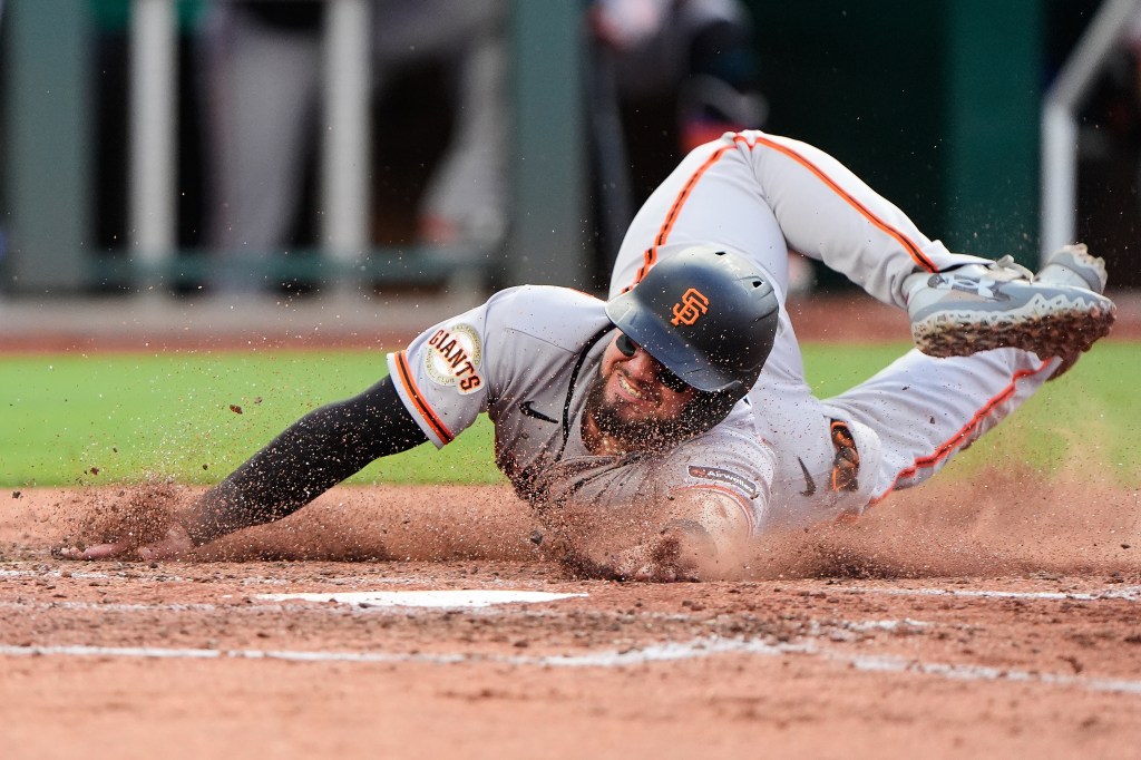 Giants drop fourth straight, fall season-worst 17 below .500 in loss to Royals