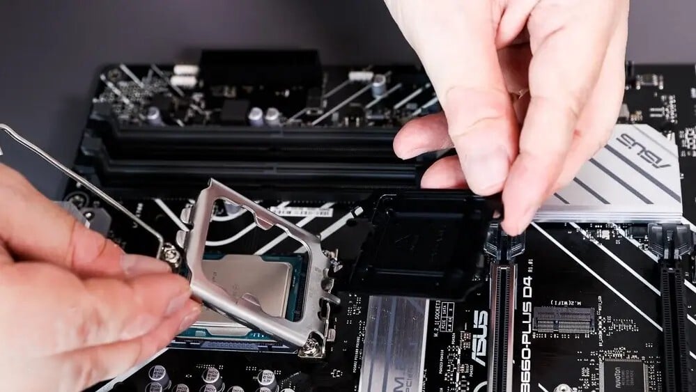 These 4 DIY Builds Blow Away Valve's Steam Machine, and One Saves You $150