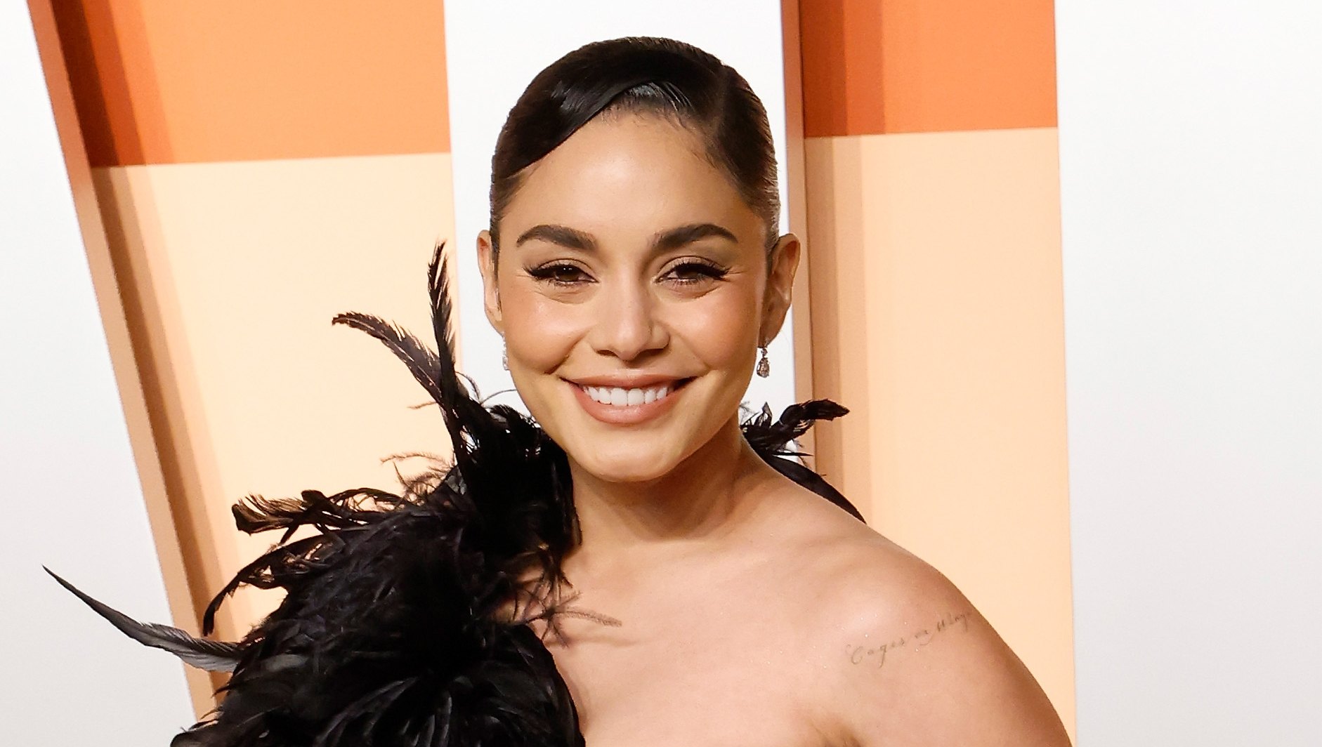 vanessa-hudgens-summer-dress.jpg
