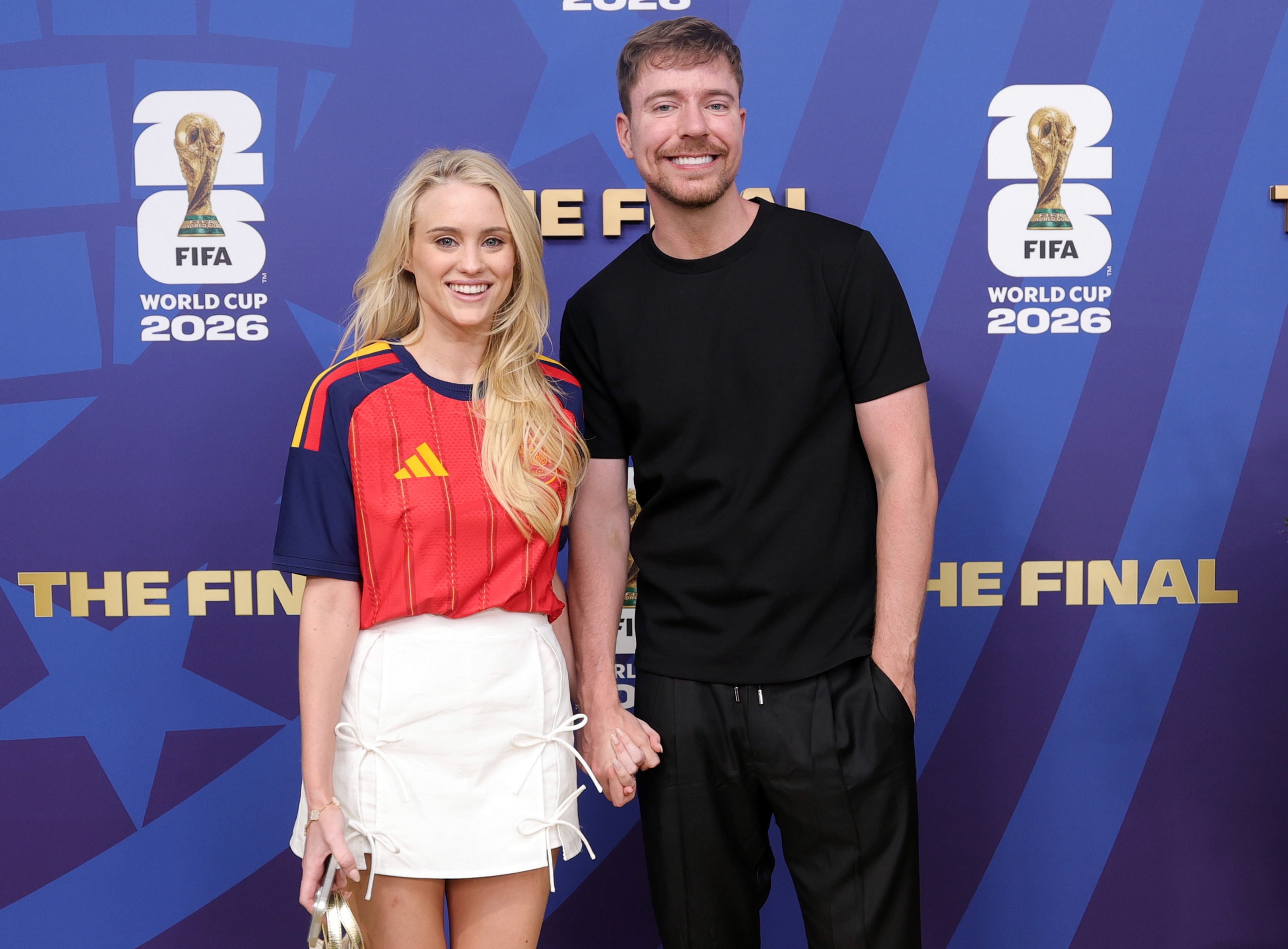 Who is Thea Booysen? Meet the South African gamer and author who married MrBeast