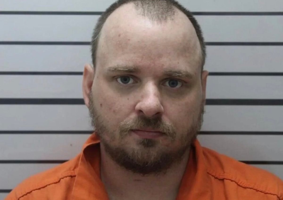 Dustin Joel Walker sentenced for impregnating stepdaughter, 11: Inside case