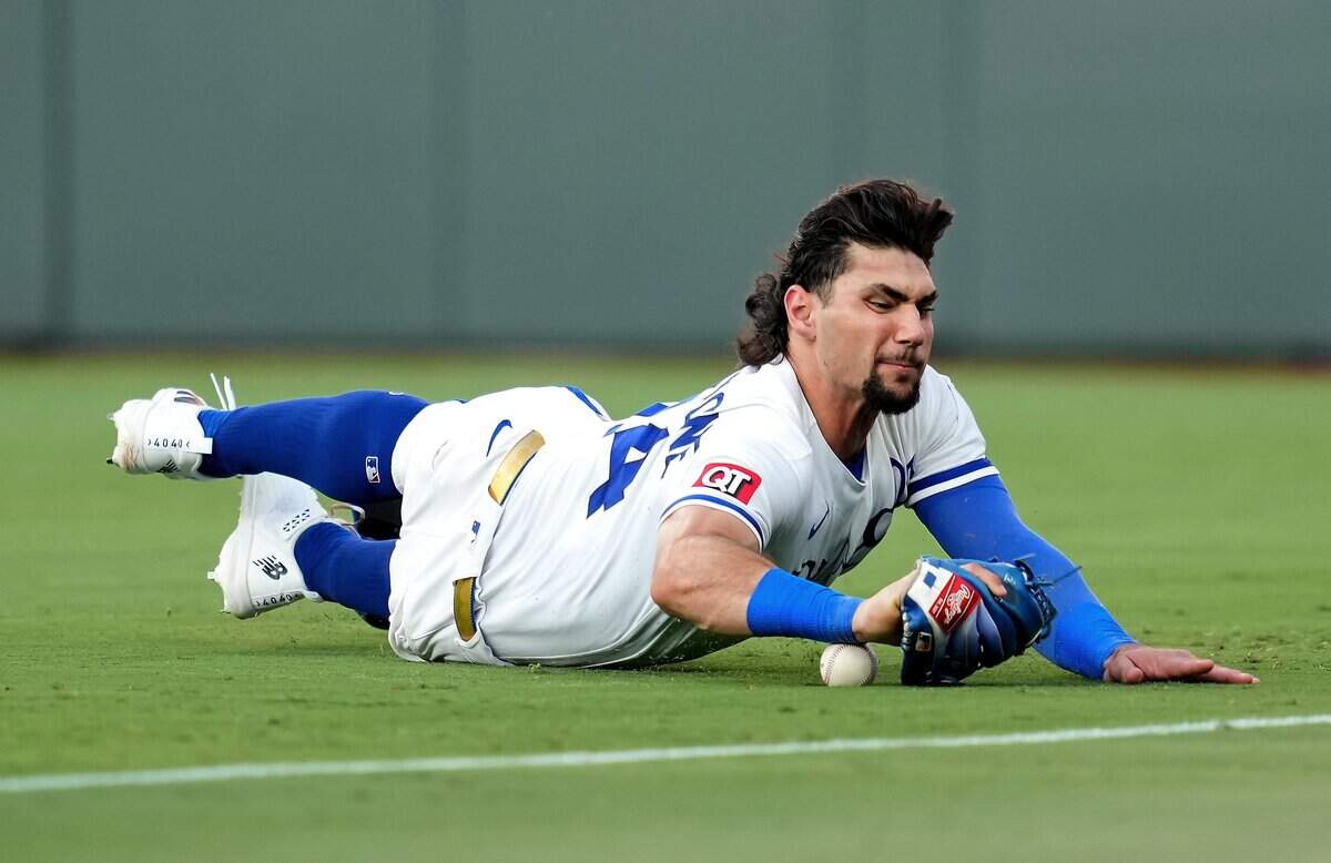Royals standout Jac Caglianone exits game vs. Giants with right-shoulder soreness