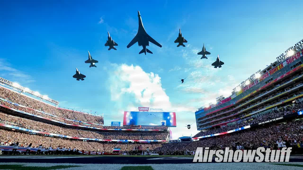 Watch jets blast over 70,000 fans - 
