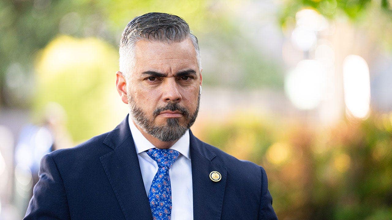 Vulnerable Republican wins GOP primary in Arizona toss-up district, Dems aim to flip blue