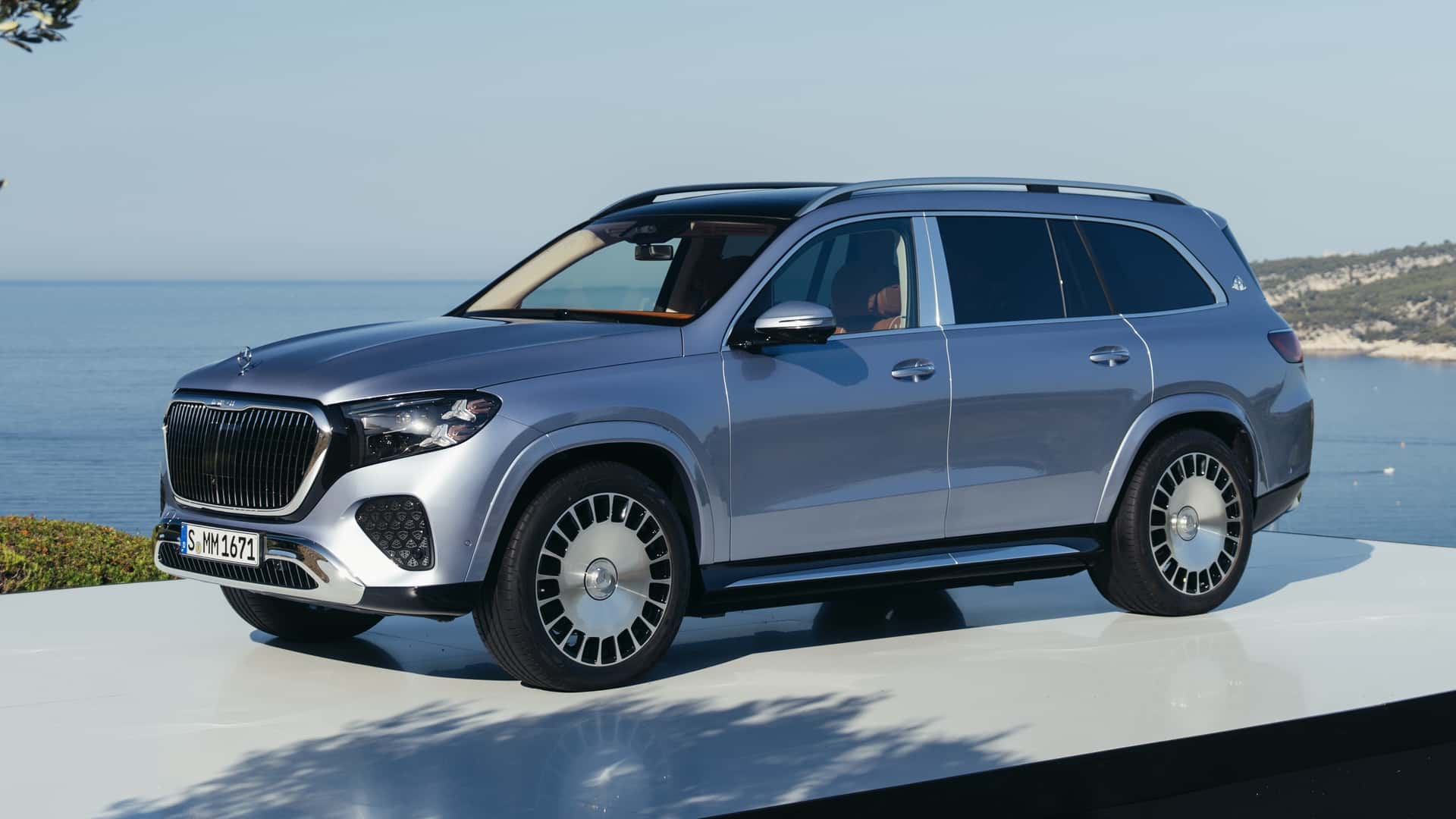 The new Mercedes-Maybach GLS debuts with more power, better style