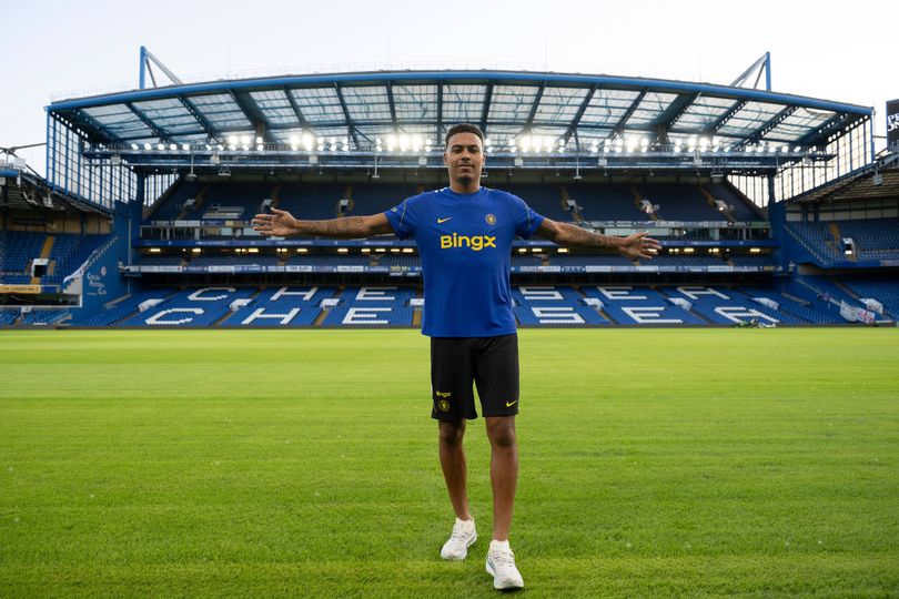 Morgan Rogers takes subtle dig at Arsenal after record-breaking Chelsea transfer