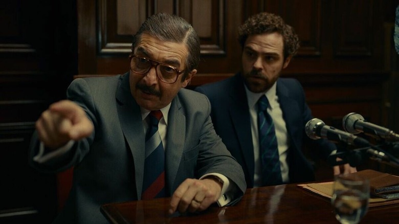 Lawyers in Argentina 1985 pressing folks accused of aiding fascists (2022)