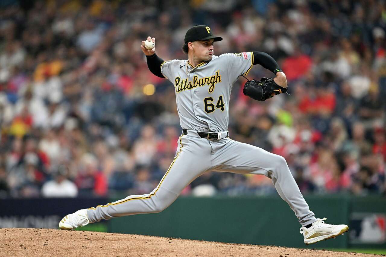 Former Port Neches-Groves pitcher shines during MLB debut for Pittsburgh Pirates