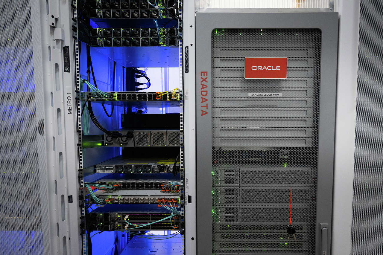 'Very large customer' tariff may cost Oracle $7B in collateral for huge Wisconsin data center