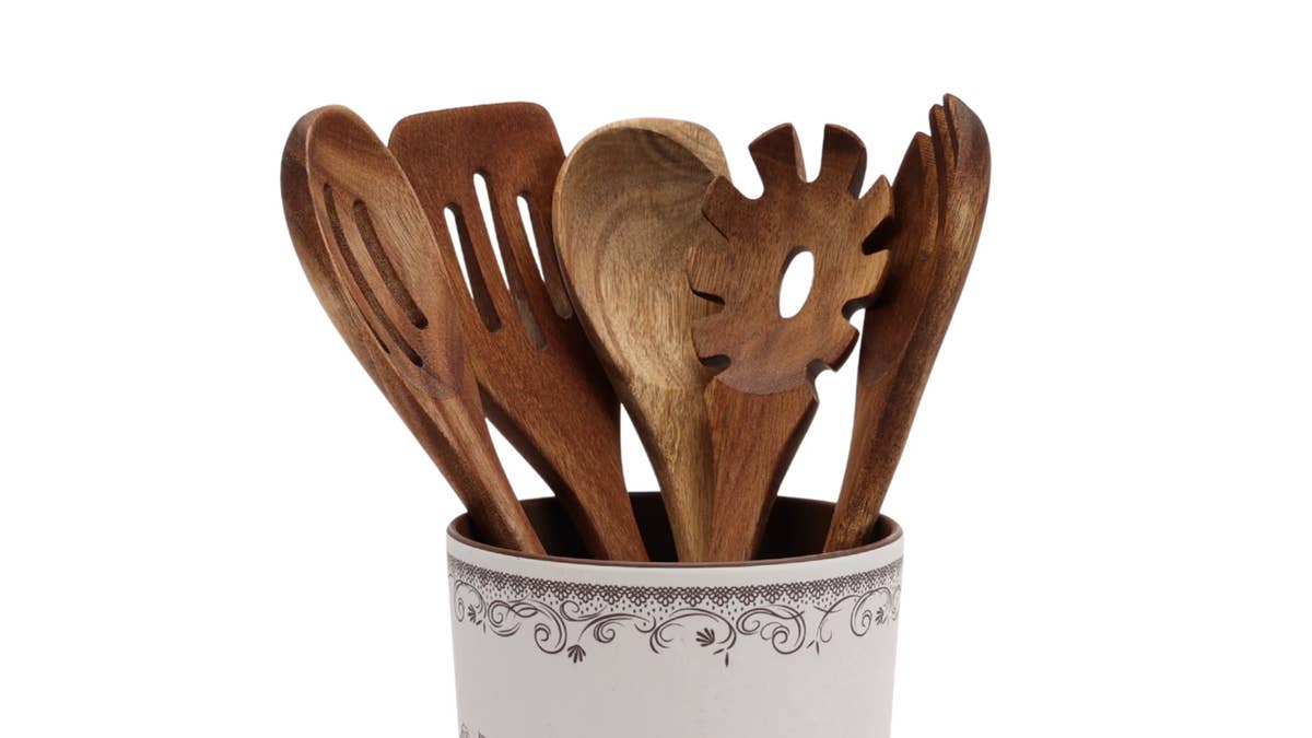 the-pioneer-woman-agetha-6-piece-acacia-wood--bamboo-melamine-crock-set