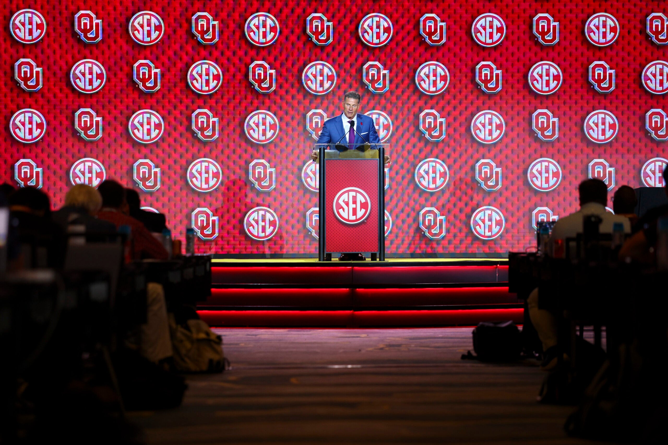 Sooners head coach Brent Venables answers the question that the fan base has been waiting to hear at SEC Media Days