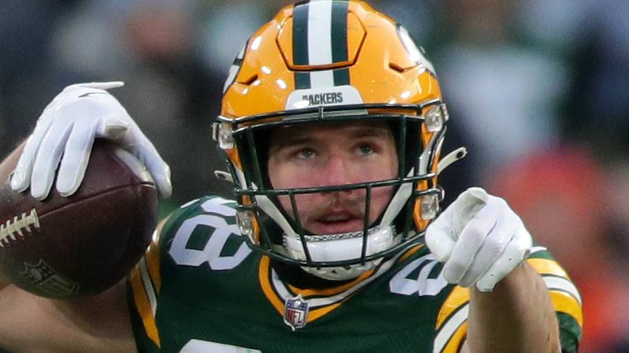 Green Bay Packers tight end Luke Musgrave reacts after catching a pass against the Bears last season.