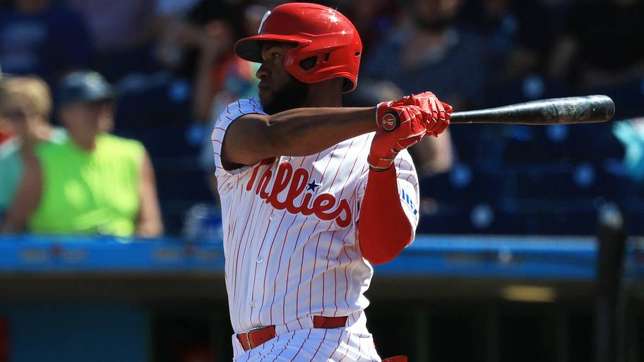 Philadelphia Phillies outfielder Bryan De La Cruz (41) singles.