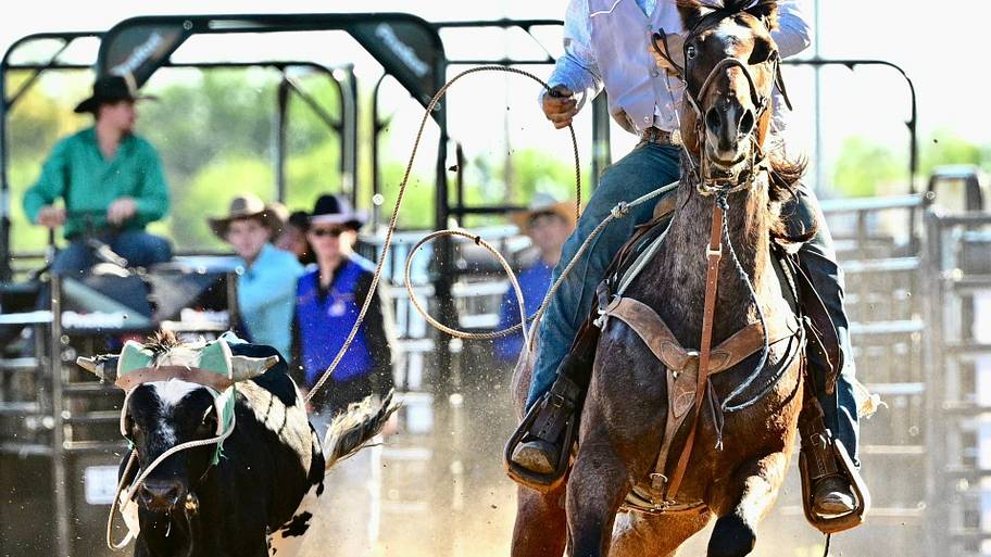 Headers Ketch Kelton, Kavis Drake battle for coveted NFR spot as season heats up