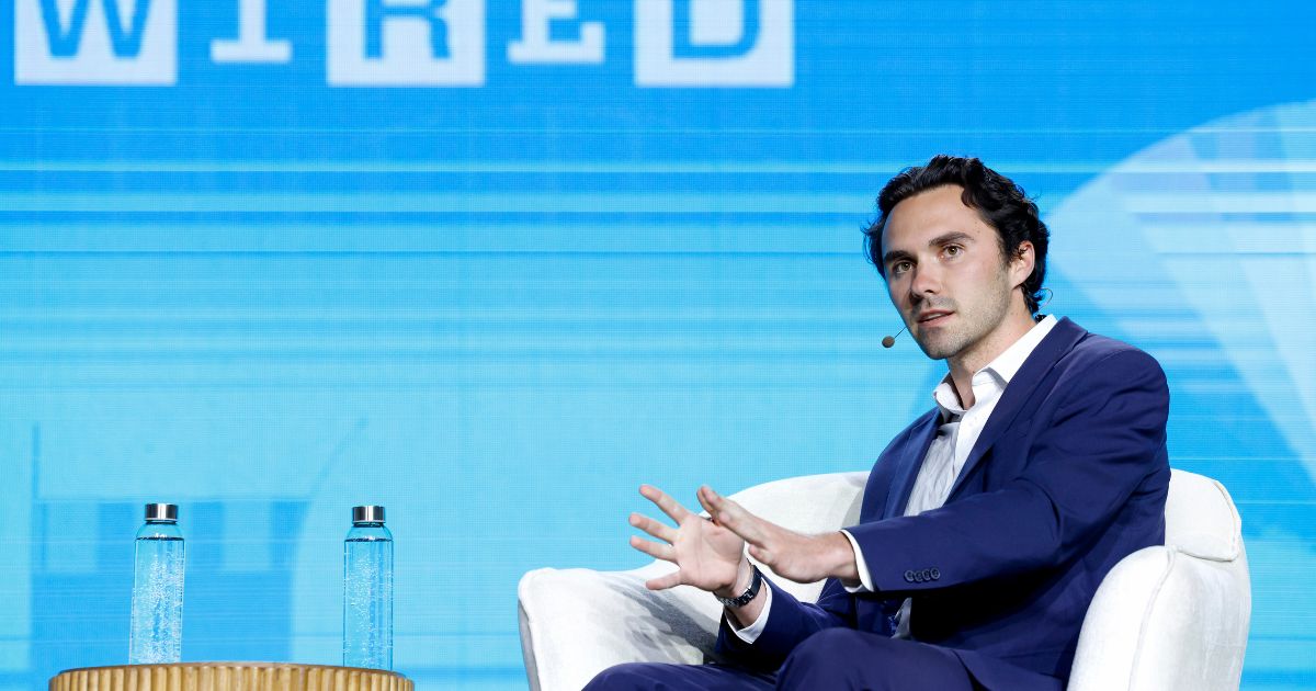 David Hogg rips DNC's campaign arm as 'evil' and says top party fundraisers 'pick terrible candidates'