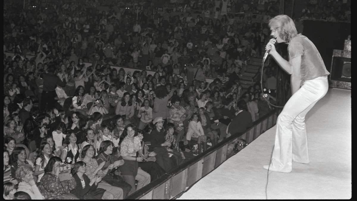 Shaun Cassidy, 67, announces 2026 holiday tour and new music release