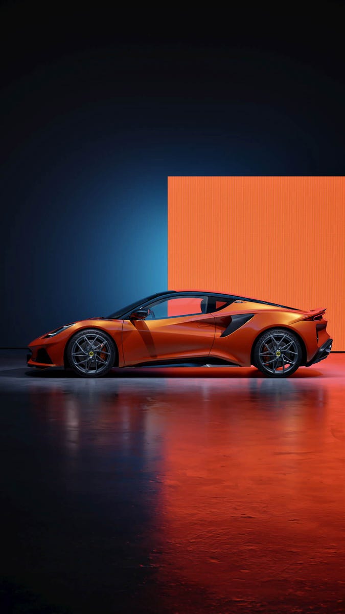 Lotus Emira 420 Sport: Photo Gallery