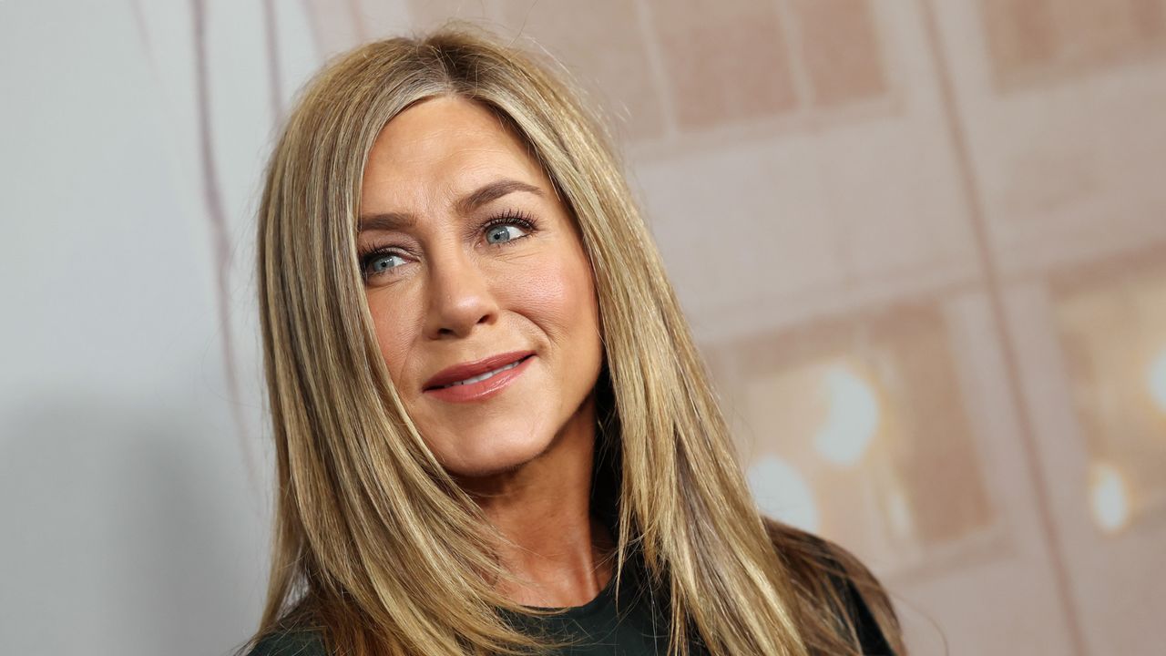 Jennifer Aniston's 'delicious' skin tint is a perfect foundation alternative for summer