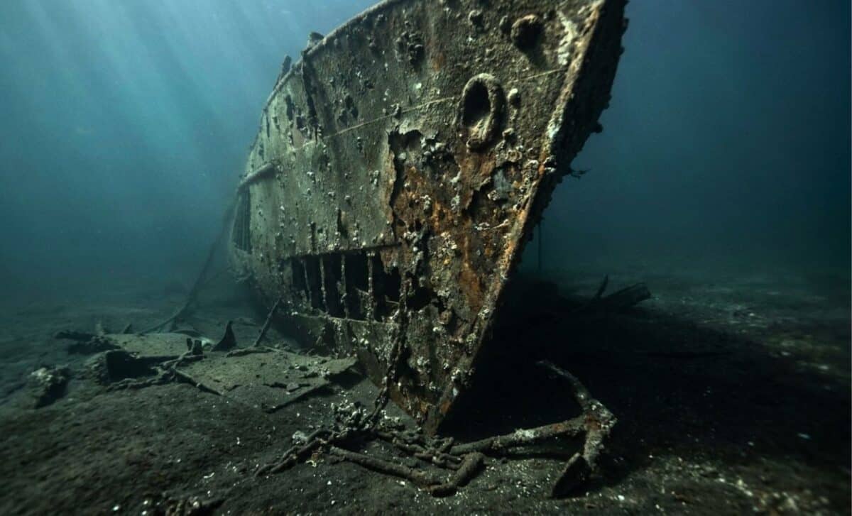 Since 1946, a bomb-laden wreck has rested beneath the Channel after triggering a magnitude 4.5 shock
