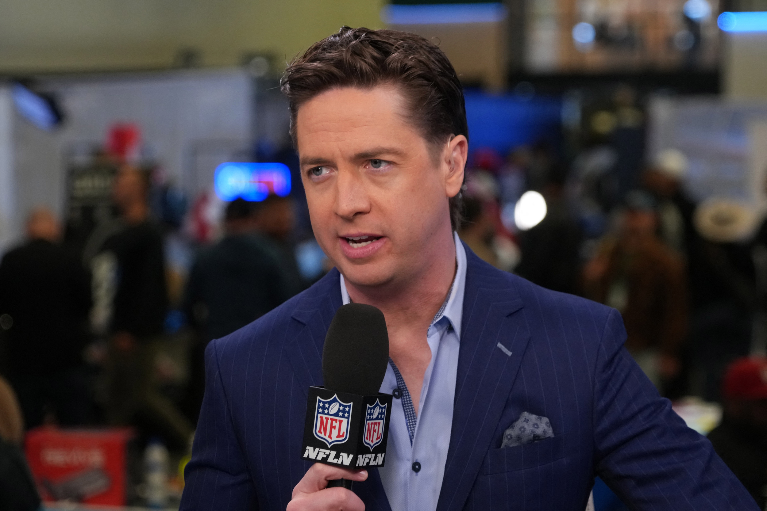 One NFL insider named as perfect fit to replace Dianna Russini