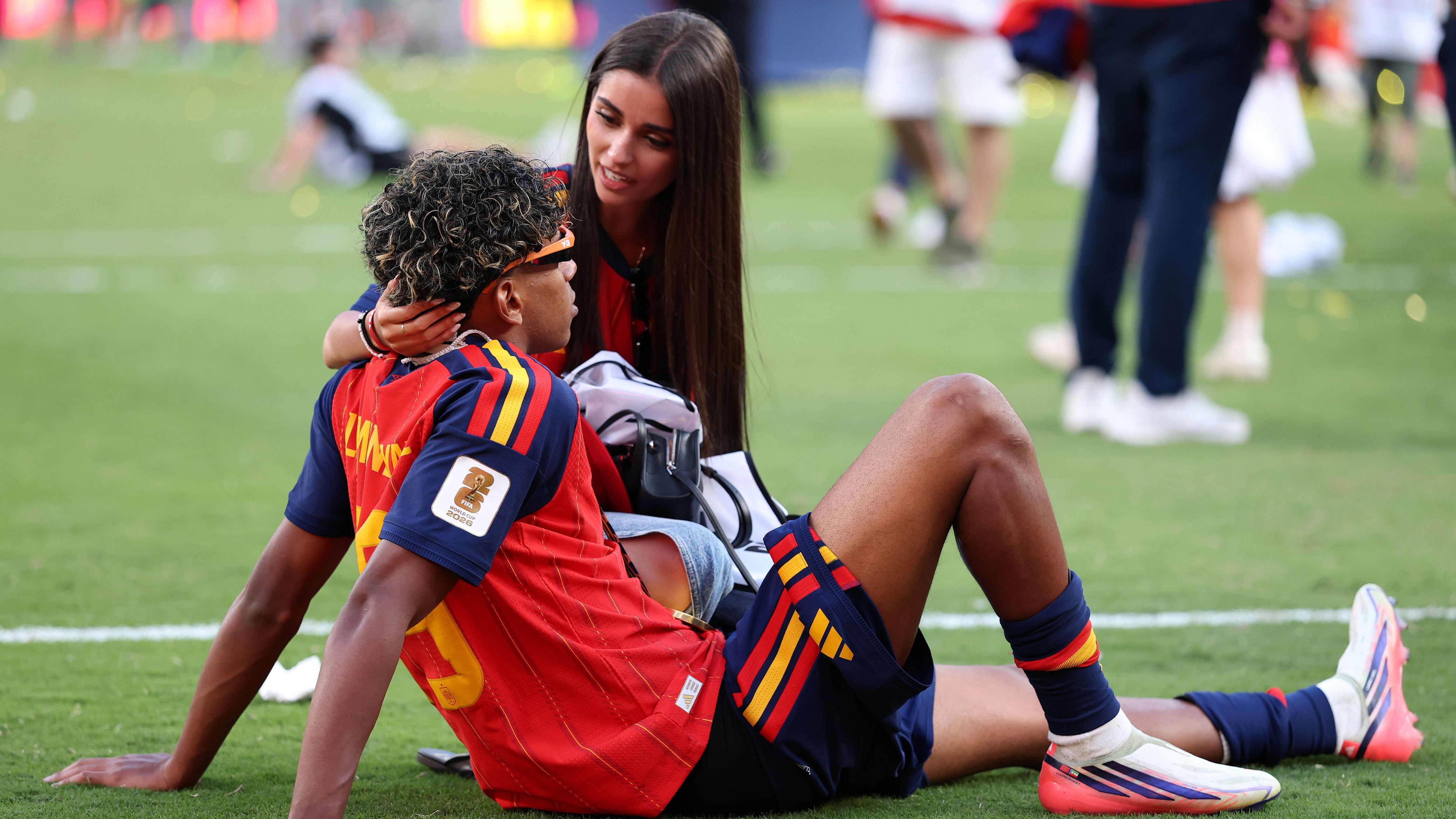 "I'm a human being too": Lamine Yamal's girlfriend breaks her silence following the abuse campaign over the World Cup celebration