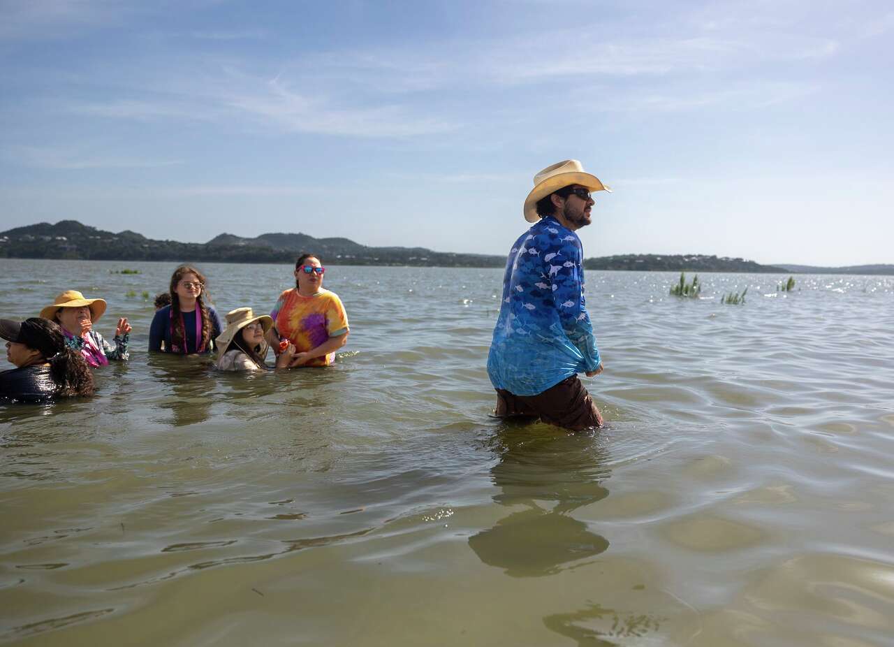 Guadalupe River flooding sends surge into Canyon Lake. See the photos.