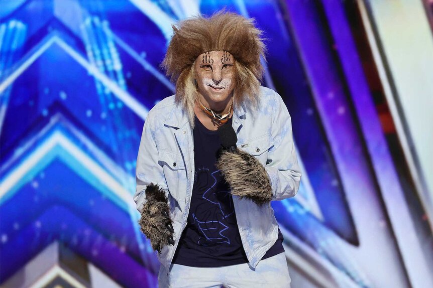 Cat Williams performing on stage during America's Got Talent Season 21 Episode 7.