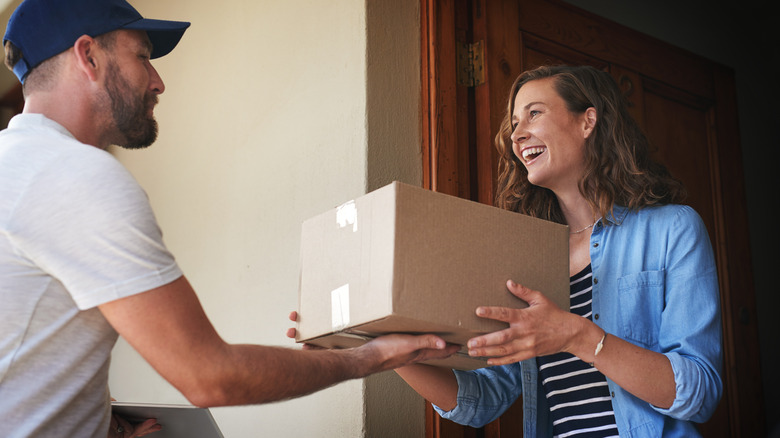 Rick Steves Reveals When Shipping Things Home From Europe Is Smarter Than Stuffing Your Suitcase