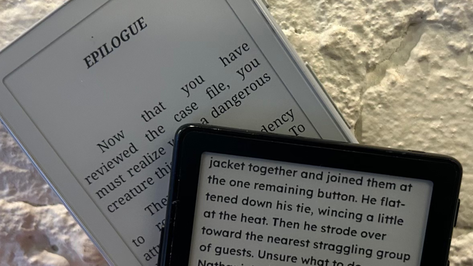 Xteink X4 Pro Review: I Didn't Think I Could Love a Pocket-Sized E-Reader More