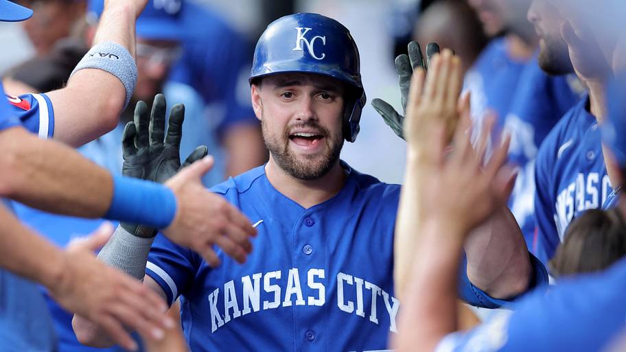 Under-the-radar Mariners trade target is suddenly among MLB's hottest hitters