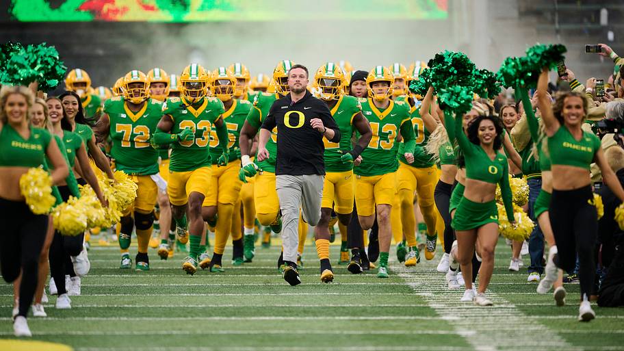 Multiple Oregon Ducks games standing out on Big Ten schedule