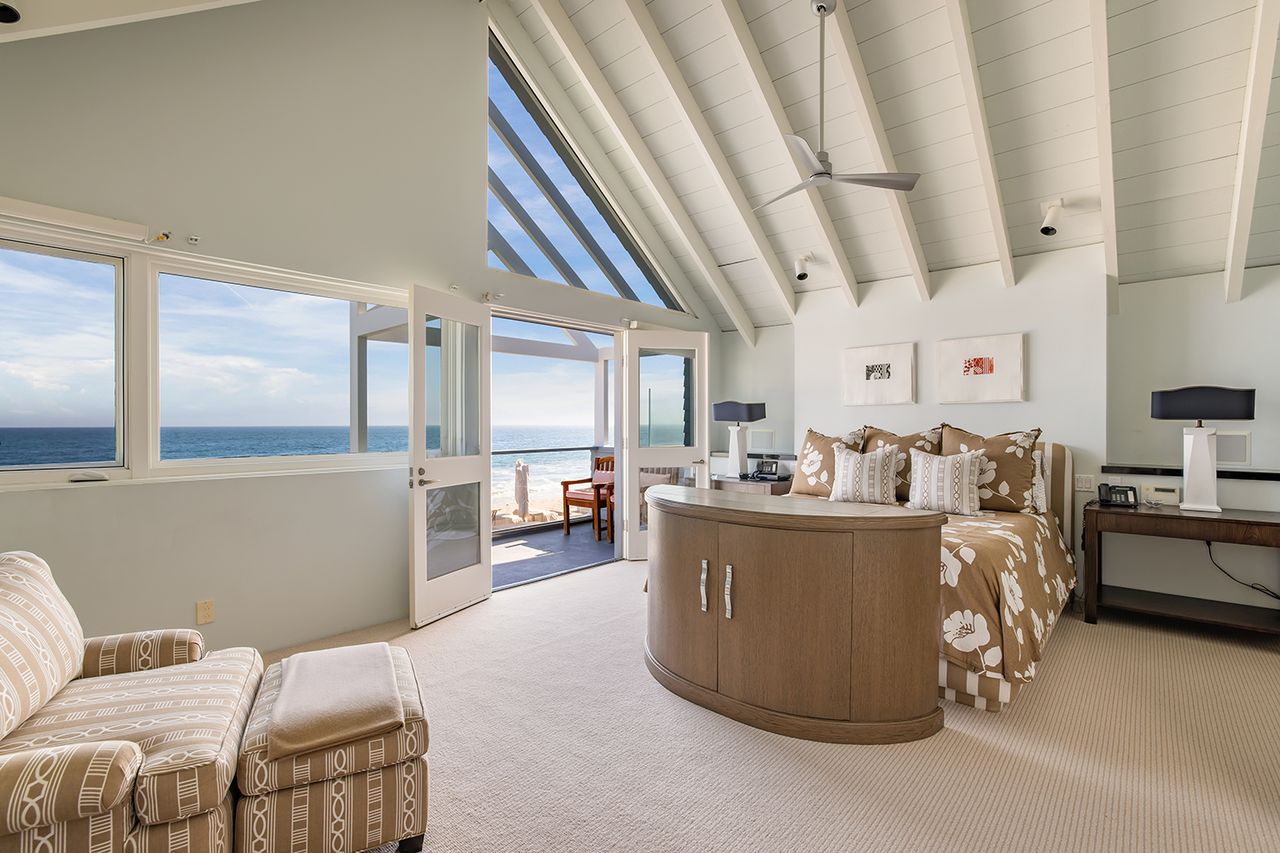 Joni Mitchell Malibu estate for sale