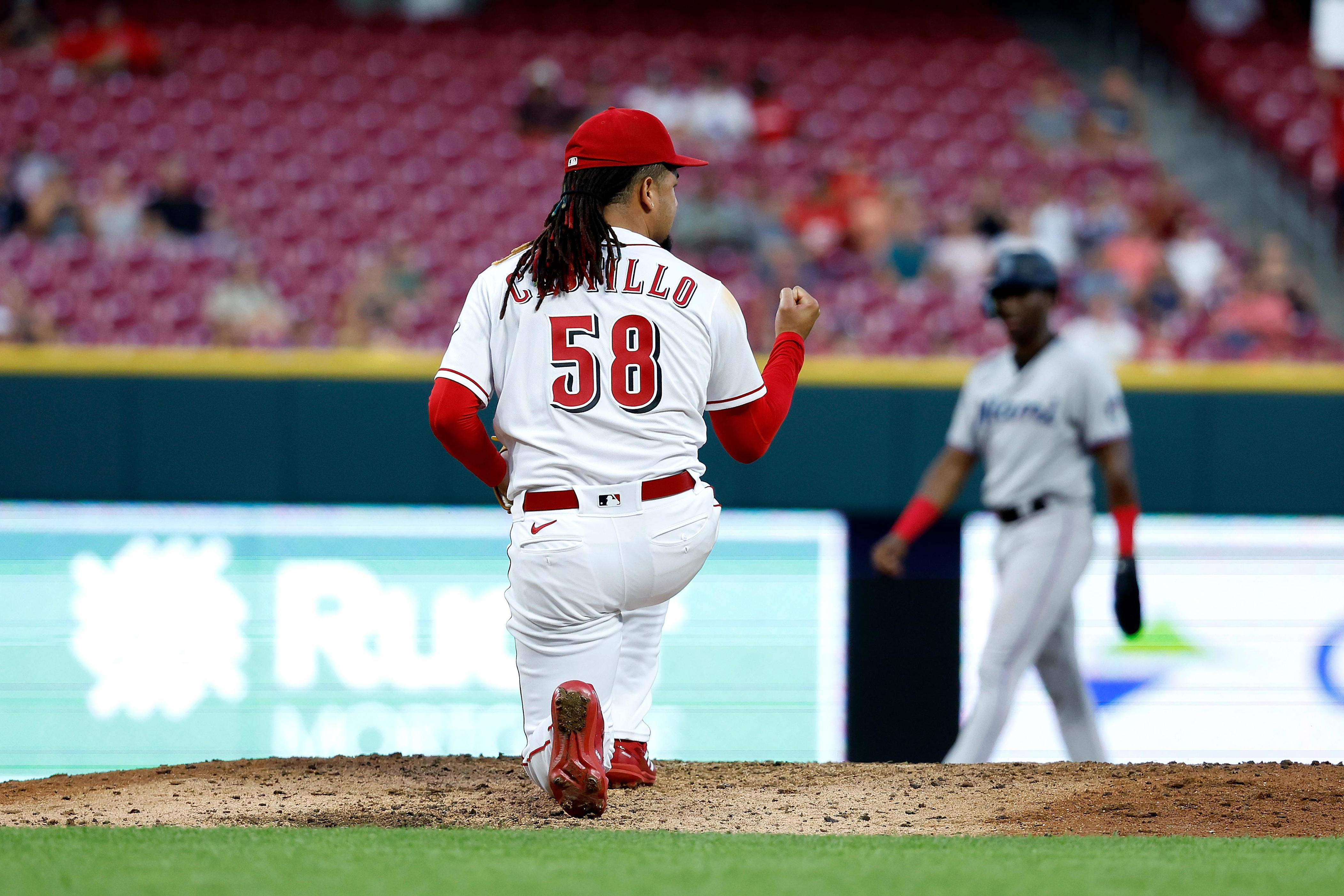Cincinnati Reds vs. Seattle Mariners – Chase Burns vs. Luis Castillo