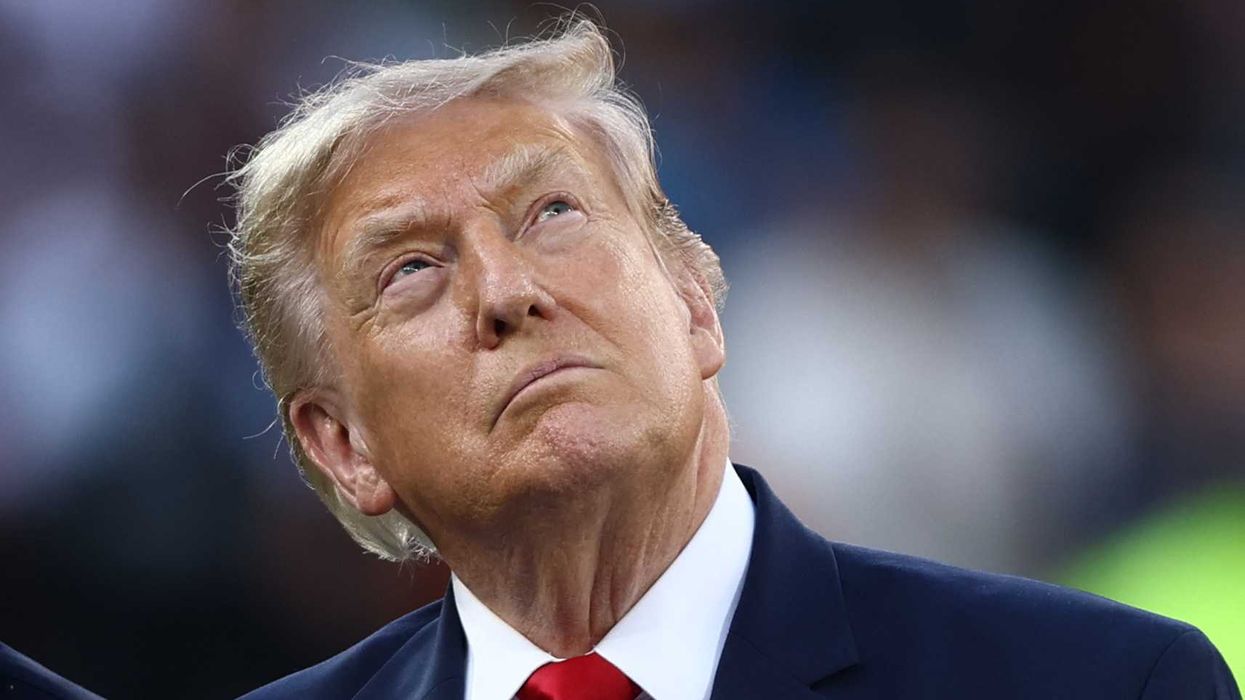 White House advisers in trouble as Trump risks looking like a loser